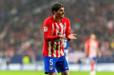 Madrid, İspanya - 29 Ekim 2023 Madrid 'de Atletico de Madrid ve Alavs arasında oynanan lig maçı. Koloneroların zaferi..