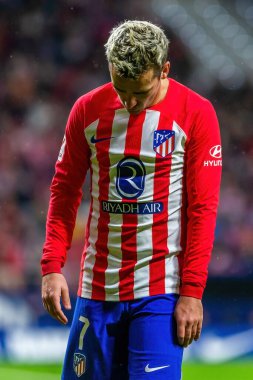 Madrid, İspanya - 29 Ekim 2023 Madrid 'de Atletico de Madrid ve Alavs arasında oynanan lig maçı. Koloneroların zaferi. Antoine Griezmann.