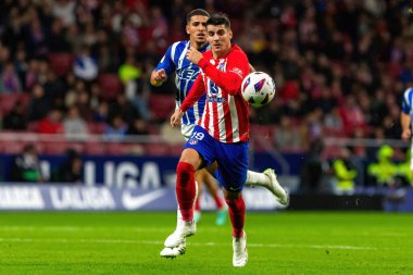 Madrid, İspanya - 29 Ekim 2023 Madrid 'de Atletico de Madrid ve Alavs arasında oynanan lig maçı. Koloneroların zaferi. Alvaro Morata.
