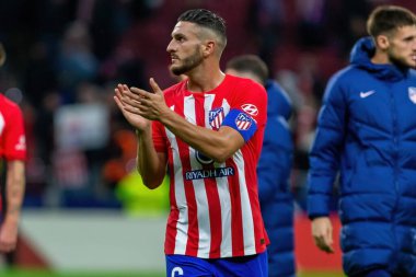 Madrid, İspanya - 29 Ekim 2023 Madrid 'de Atletico de Madrid ve Alavs arasında oynanan lig maçı. Koloneroların zaferi. Koke Diriliş, takım kaptanı..