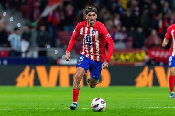 Madrid, İspanya - 29 Ekim 2023 Madrid 'de Atletico de Madrid ve Alavs arasında oynanan lig maçı. Koloneroların zaferi..