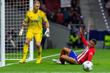 Madrid, İspanya - 7 Kasım 2023: Madrid 'de Atletico de Madrid ile Glasgow Celtics arasında oynanan Şampiyonlar Ligi futbol maçı. Futbolcular. Atletico de Madrid için zafer.