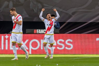 Madrid, İspanya - 11 Kasım 2023: Madrid 'de Rayo Vallecano ve Girona arasında oynanan futbol maçı. Girona 'nın Vallecas' taki zaferi. Rayo Vallecano oyuncuları.