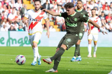 Madrid, İspanya - 11 Kasım 2023: Madrid 'de Rayo Vallecano ve Girona arasında oynanan futbol maçı. Girona 'nın Vallecas' taki zaferi. Girona oyuncuları.