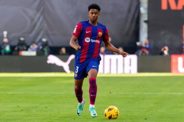 Madrid, İspanya - 25 Kasım 2023: Madrid 'de Rayo Vallecano ve FC Barcelona arasında oynanan lig maçı. Futbolcular.