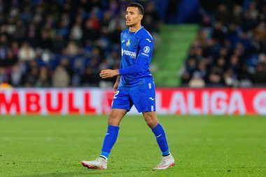 Madrid, İspanya - 8 Aralık 2023 Getafe F.C ve Valencia F.C. arasındaki futbol ligi maçı Takım koçu. Profesyonel futbol kalecisi. Valencia F.C. oyuncu Getafe oynatıcı.