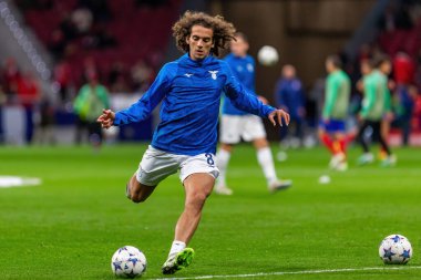 Madrid, İspanya - 13 Aralık 2023: Atletico de Madrid ile Lazio arasında Metropolitan Stadyumu 'nda oynanan Şampiyonlar Ligi maçı. Atletico zaferi. Futbolcular. İtalyan futbolcular.