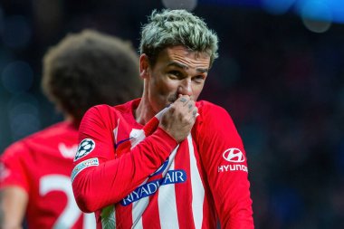 Madrid, İspanya - 13 Aralık 2023: Atletico de Madrid ile Lazio arasında Metropolitan Stadyumu 'nda oynanan Şampiyonlar Ligi maçı. Atletico zaferi. Futbolcular. İtalyan futbolcular.