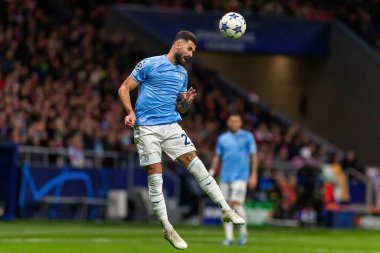 Madrid, İspanya - 13 Aralık 2023: Atletico de Madrid ile Lazio arasında Metropolitan Stadyumu 'nda oynanan Şampiyonlar Ligi maçı. Atletico zaferi. Futbolcular. İtalyan futbolcular.