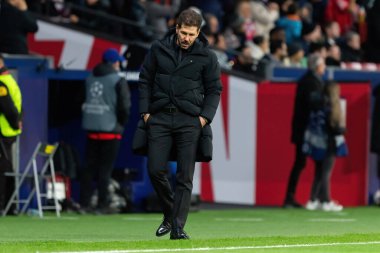 Madrid, İspanya - 13 Aralık 2023: Atletico de Madrid ile Lazio arasında Metropolitan Stadyumu 'nda oynanan Şampiyonlar Ligi maçı. Atletico zaferi. Futbolcular. İtalyan futbolcular.