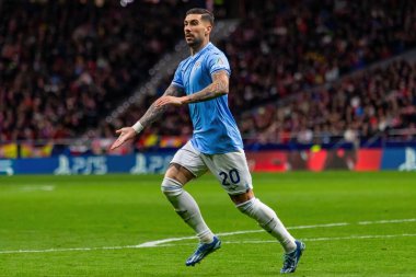 Madrid, İspanya - 13 Aralık 2023: Atletico de Madrid ile Lazio arasında Metropolitan Stadyumu 'nda oynanan Şampiyonlar Ligi maçı. Atletico zaferi. Futbolcular. İtalyan futbolcular.