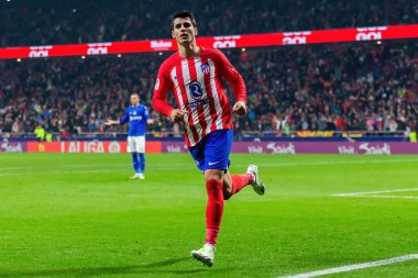Madrid, İspanya - 19 Kasım 2023: Atletico de Madrid ile Getafe FC arasındaki lig maçı Madrid 'de oynandı. Atletik zafer. Alvaro Morata gol attı..