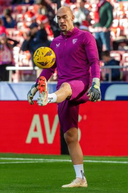 Madrid, İspanya - 23 Aralık 2023: Madrid 'de Atletico de Madrid ile Sevilla FC arasında oynanan lig maçı. Futbolcular. Toplu spor..