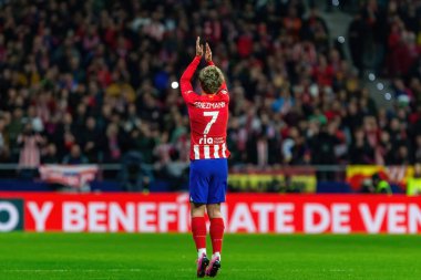 Madrid, İspanya - 18 Ocak 2024: Atletico de Madrid ile Real Madrid arasında yapılan Copa del Rey maçı. Antoine Griezmann gol attı. Futbolcular. Madrid Derbisi.