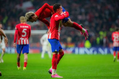 Madrid, İspanya - 18 Ocak 2024: Atletico de Madrid ile Real Madrid arasında yapılan Copa del Rey maçı. Antoine Griezmann gol attı. Futbolcular. Madrid Derbisi.