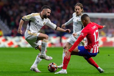 Madrid, İspanya - 18 Ocak 2024: Atletico de Madrid ile Real Madrid arasında yapılan Copa del Rey maçı. Futbolcular. Madrid Derbisi.