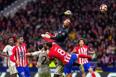 Madrid, İspanya - 18 Ocak 2024: Atletico de Madrid ile Real Madrid arasında yapılan Copa del Rey maçı. Futbolcular. Madrid Derbisi.