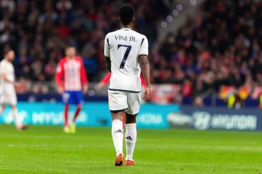 Madrid, İspanya - 18 Ocak 2024: Atletico de Madrid ile Real Madrid arasında yapılan Copa del Rey maçı. Maç sırasında Vinicius Jr. Futbolcular. Madrid Derbisi.