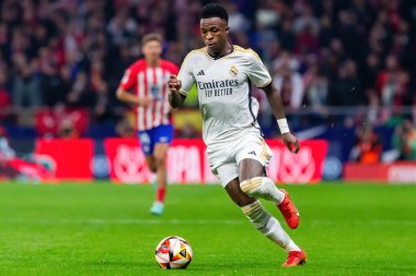 Madrid, İspanya - 18 Ocak 2024: Atletico de Madrid ile Real Madrid arasında yapılan Copa del Rey maçı. Maç sırasında Vinicius Jr. Futbolcular. Madrid Derbisi.