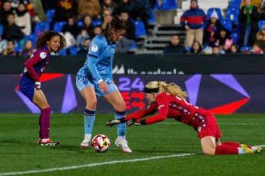 Madrid, İspanya - 20 Ocak 2024: FC Barcelona ve Levante F.C. Barselona, Süper Kupa şampiyonu. Barselona oyuncuları. Futbol şampiyonları.