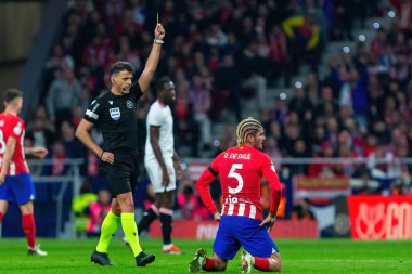 Madrid, İspanya - 25 Ocak 2024: Atletico de Madrid ile Sevilla FC arasında oynanan Copa del Rey maçı Metropolitano 'da oynandı. Futbolcular. Sevilla FC elendi..