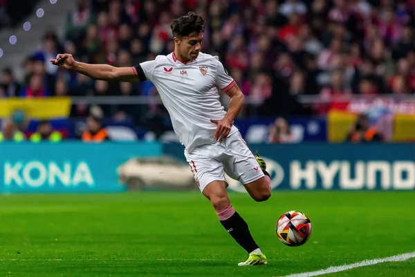 Madrid, İspanya - 25 Ocak 2024: Atletico de Madrid ile Sevilla FC arasında oynanan Copa del Rey maçı Metropolitano 'da oynandı. Futbolcular. Sevilla FC elendi..