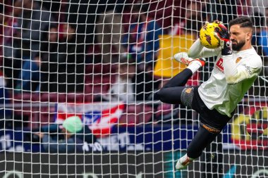 Madrid, İspanya - 28 Ocak 2024: Atletico de Madrid ve Valencia F.C. Valencia oyuncuları. Atletico de Madrid için zafer.