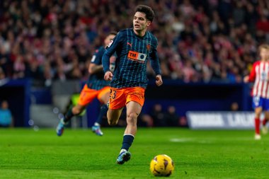 Madrid, İspanya - 28 Ocak 2024: Atletico de Madrid ve Valencia F.C. Valencia oyuncuları. Atletico de Madrid için zafer.