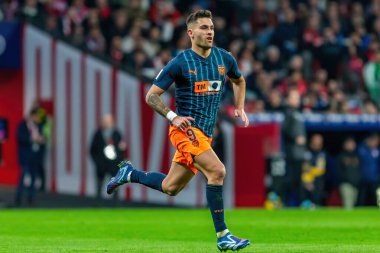 Madrid, İspanya - 28 Ocak 2024: Atletico de Madrid ve Valencia F.C. Valencia oyuncuları. Atletico de Madrid için zafer.