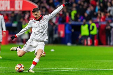 Madrid, İspanya - 7 Şubat 2024: Madrid 'de Atletico de Madrid ile Atletico de Bilbao arasında oynanan Copa del Rey yarı final maçı. Athletico de Bilbao için zafer. Futbolcular