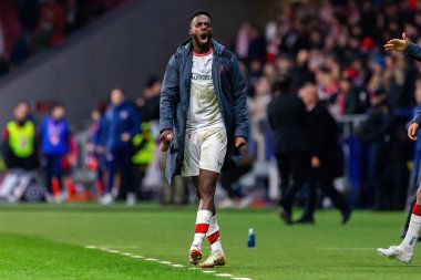 Madrid, İspanya - 7 Şubat 2024: Madrid 'de Atletico de Madrid ile Atletico de Bilbao arasında oynanan Copa del Rey yarı final maçı. Athletico de Bilbao için zafer. Futbolcular