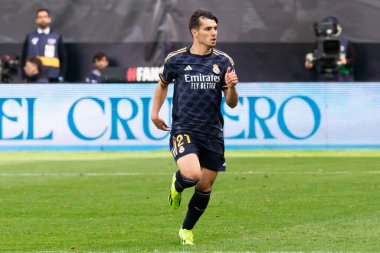 Madrid, İspanya - 18 Şubat 2024: Rayo Vallecano ve Real Madrid arasındaki lig maçı başkentte oynandı. Maç sırasında Brahim. Madrid Derbisi. Profesyonel futbolcular.