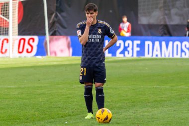 Madrid, İspanya - 18 Şubat 2024: Rayo Vallecano ve Real Madrid arasındaki lig maçı başkentte oynandı. Maç sırasında Brahim. Madrid Derbisi. Profesyonel futbolcular.