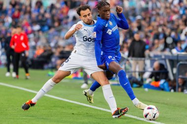 Madrid, İspanya - 16 Mart 2024: Getafe FC ile Girona FC arasında oynanan lig maçı Madrid 'de oynandı. Futbolcular. Profesyonel lig. Zafer kazanın.