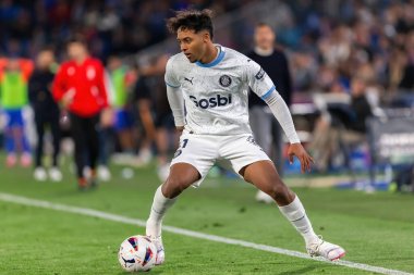 Madrid, İspanya - 16 Mart 2024: Getafe FC ile Girona FC arasında oynanan lig maçı Madrid 'de oynandı. Top Jastin Garcia 'da. Profesyonel lig. Futbolcular.