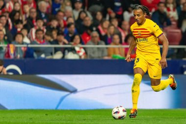Madrid, İspanya - 17 Mart 2024: Madrid 'de Atletico de Madrid ile Barcelona FC arasında oynanan lig maçı. Katalan takımı için zafer.
