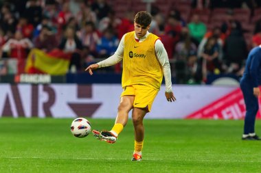 Madrid, İspanya - 17 Mart 2024: Madrid 'de Atletico de Madrid ile Barcelona FC arasında oynanan lig maçı. Katalan takımı için zafer.