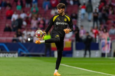 Madrid, İspanya - 10 Nisan 2024: Atletico de Madrid ve Borussia Dortmund arasında Şampiyonlar Ligi maçı. Alman takım oyuncuları. Avrupa futbolu. Şampiyonlar Ligi çeyrek finalleri.