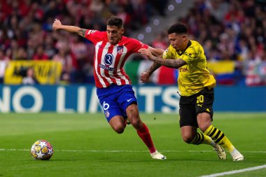 Madrid, İspanya - 10 Nisan 2024: Atletico de Madrid ve Borussia Dortmund arasında Şampiyonlar Ligi maçı. Alman takım oyuncuları. Avrupa futbolu. Şampiyonlar Ligi çeyrek finalleri.