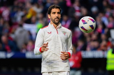 Madrid, İspanya - 27 Nisan 2024: Atletico de Madrid ile Athletic Bilbao arasındaki lig maçı Madrid 'de oynandı. Raul Garcia futboldan emekli olduğunu açıkladı. Profesyonel futbolcular.