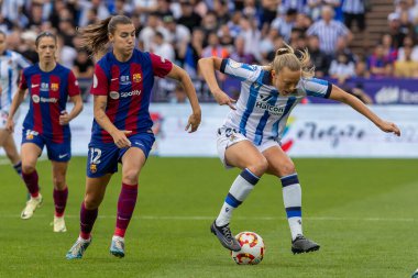 Zaragoza, İspanya - 18 Mayıs 2024: Zaragoza 'da FC Barcelona ile Real Sociedad arasında oynanan Queen' s Cup of Women 'ın finali. Katalan takımı için zafer. Futbolcular.