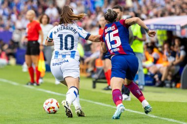 Zaragoza, İspanya - 18 Mayıs 2024: Zaragoza 'da FC Barcelona ile Real Sociedad arasında oynanan Queen' s Cup of Women 'ın finali. Katalan takımı için zafer. Futbolcular.