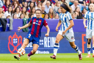 Zaragoza, İspanya - 18 Mayıs 2024: Zaragoza 'da FC Barcelona ile Real Sociedad arasında oynanan Queen' s Cup of Women 'ın finali. Katalan takımı için zafer. Futbolcular.