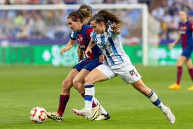Zaragoza, İspanya - 18 Mayıs 2024: Zaragoza 'da FC Barcelona ile Real Sociedad arasında oynanan Queen' s Cup of Women 'ın finali. Katalan takımı için zafer. Futbolcular.
