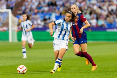 Zaragoza, İspanya - 18 Mayıs 2024: Zaragoza 'da FC Barcelona ile Real Sociedad arasında oynanan Queen' s Cup of Women 'ın finali. Katalan takımı için zafer. Futbolcular.