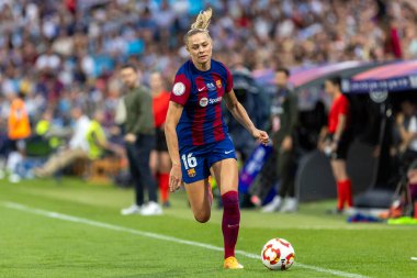 Zaragoza, İspanya - 18 Mayıs 2024: Zaragoza 'da FC Barcelona ile Real Sociedad arasında oynanan Queen' s Cup of Women 'ın finali. Katalan takımı için zafer. Futbolcular.