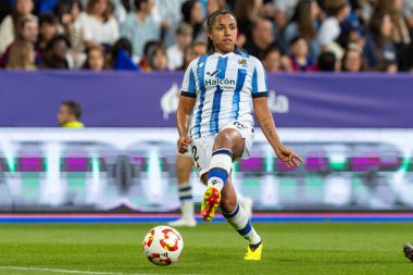 Zaragoza, İspanya - 18 Mayıs 2024: Zaragoza 'da FC Barcelona ile Real Sociedad arasında oynanan Queen' s Cup of Women 'ın finali. Katalan takımı için zafer. Futbolcular.