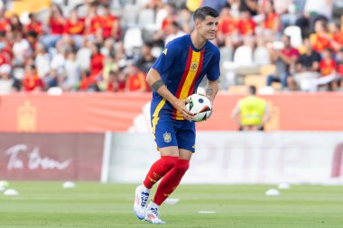Badajoz, İspanya - 5 Haziran 2024: İspanyol futbol takımı Bajajoz 'da Andorra takımıyla dostluk maçı yapar. Tam bir futbol takımı. Euro 2024.