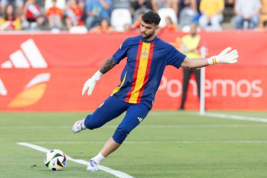 Badajoz, İspanya - 5 Haziran 2024: İspanyol futbol takımı Bajajoz 'da Andorra takımıyla dostluk maçı yapar. Tam bir futbol takımı. Euro 2024.