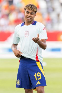 Badajoz, İspanya - 5 Haziran 2024: İspanyol futbol takımı Bajajoz 'da Andorra takımıyla dostluk maçı yapar. Tam bir futbol takımı. Euro 2024.